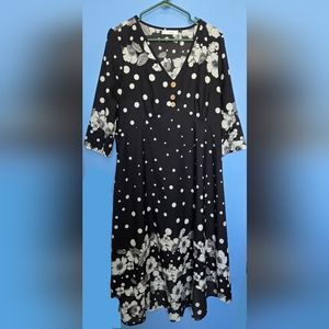 Flowy Black Floral dress